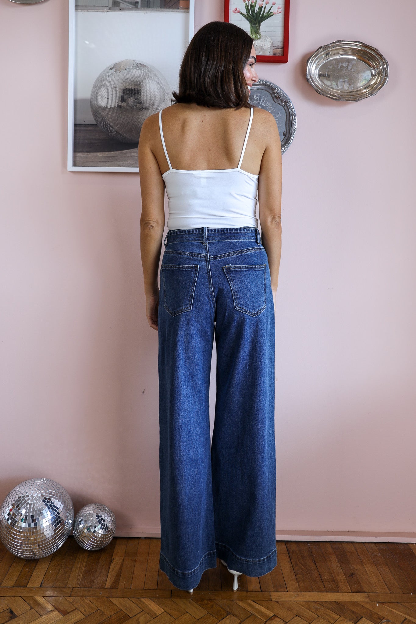 GOOD TIME JEAN IN MID INDIGO WASH