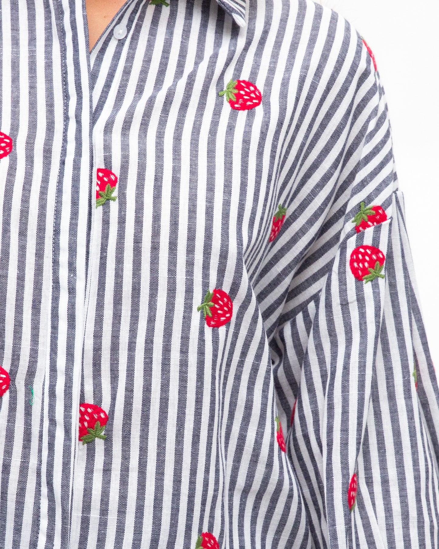STRAWBERRY STRIPES SHIRT - BLACK