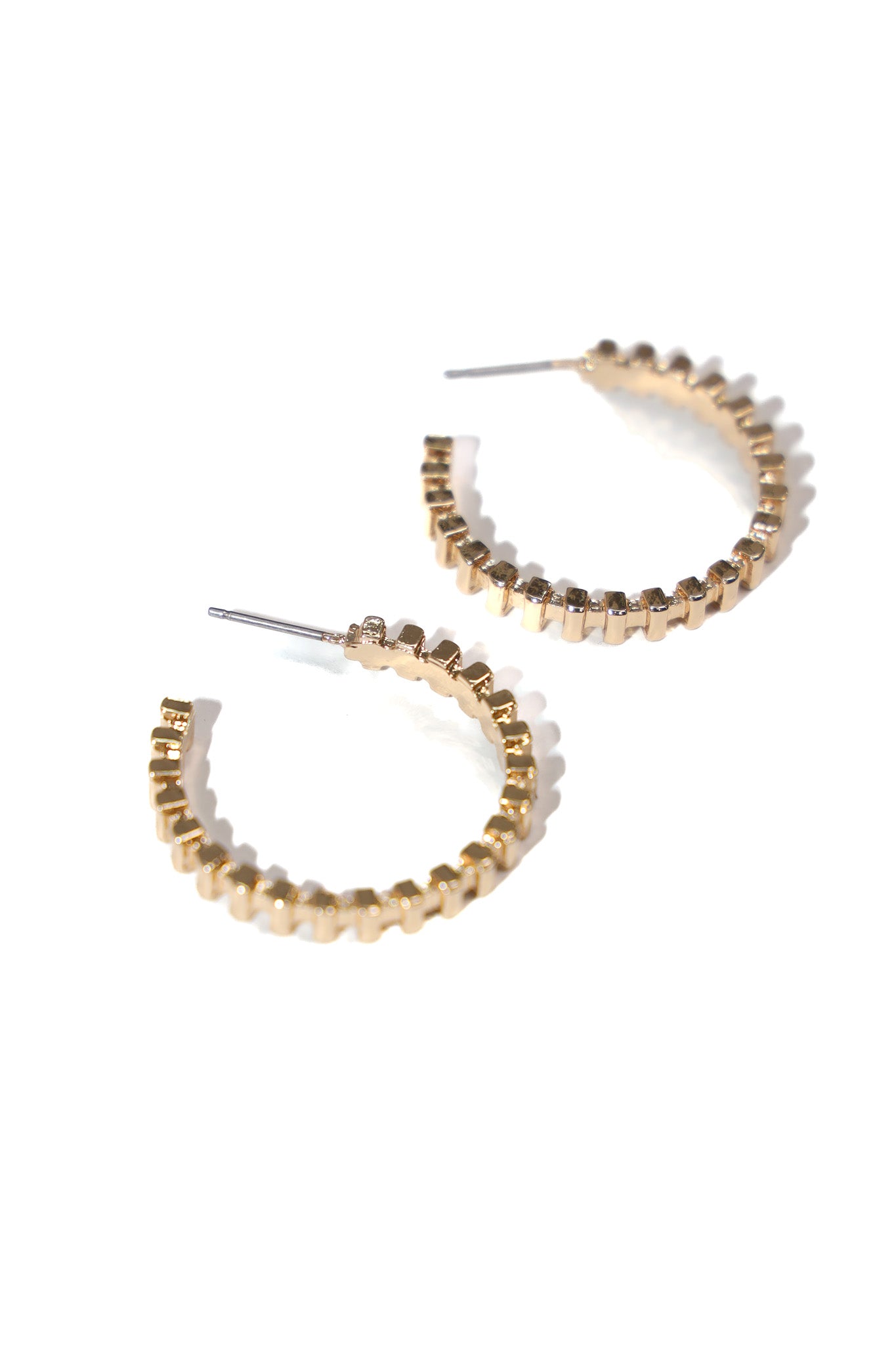 RECTANGLE DETAIL HOOPS - GOLD