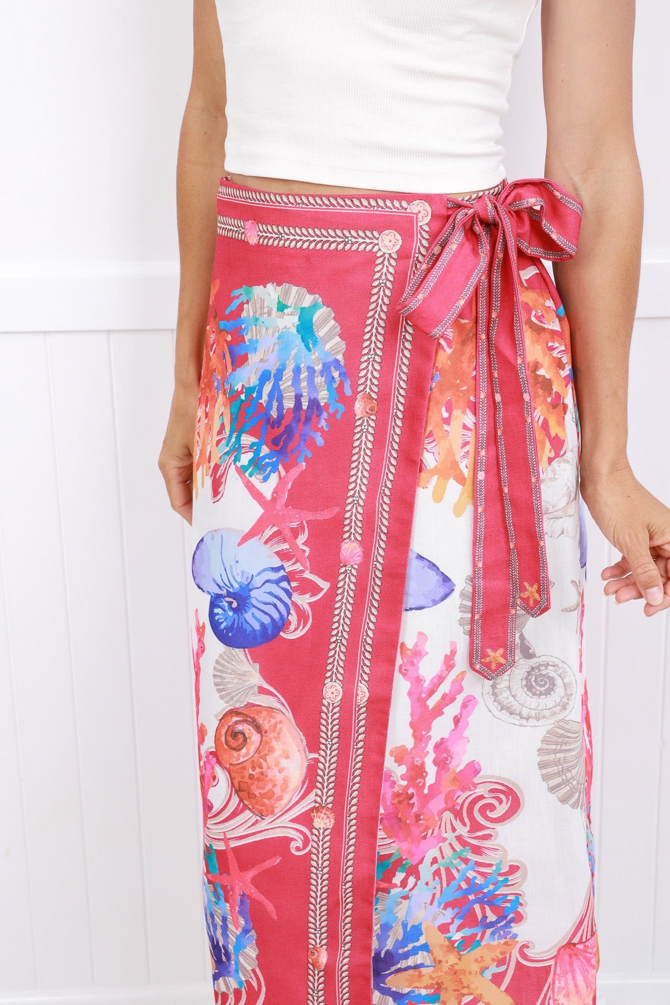 SERENITY SHELL PRINT WRAP SKIRT