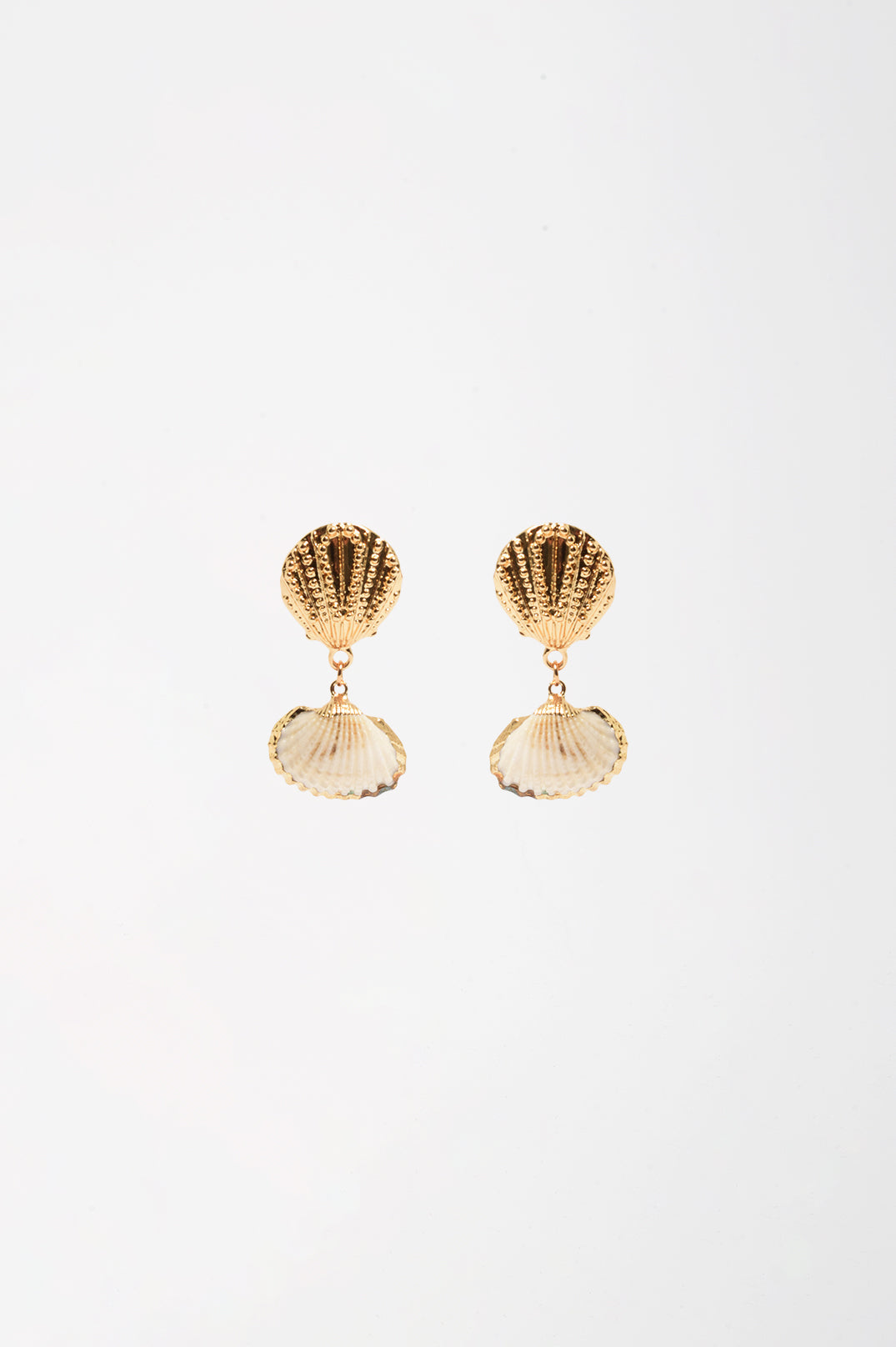 SEASIDE SHELL EARRINGS