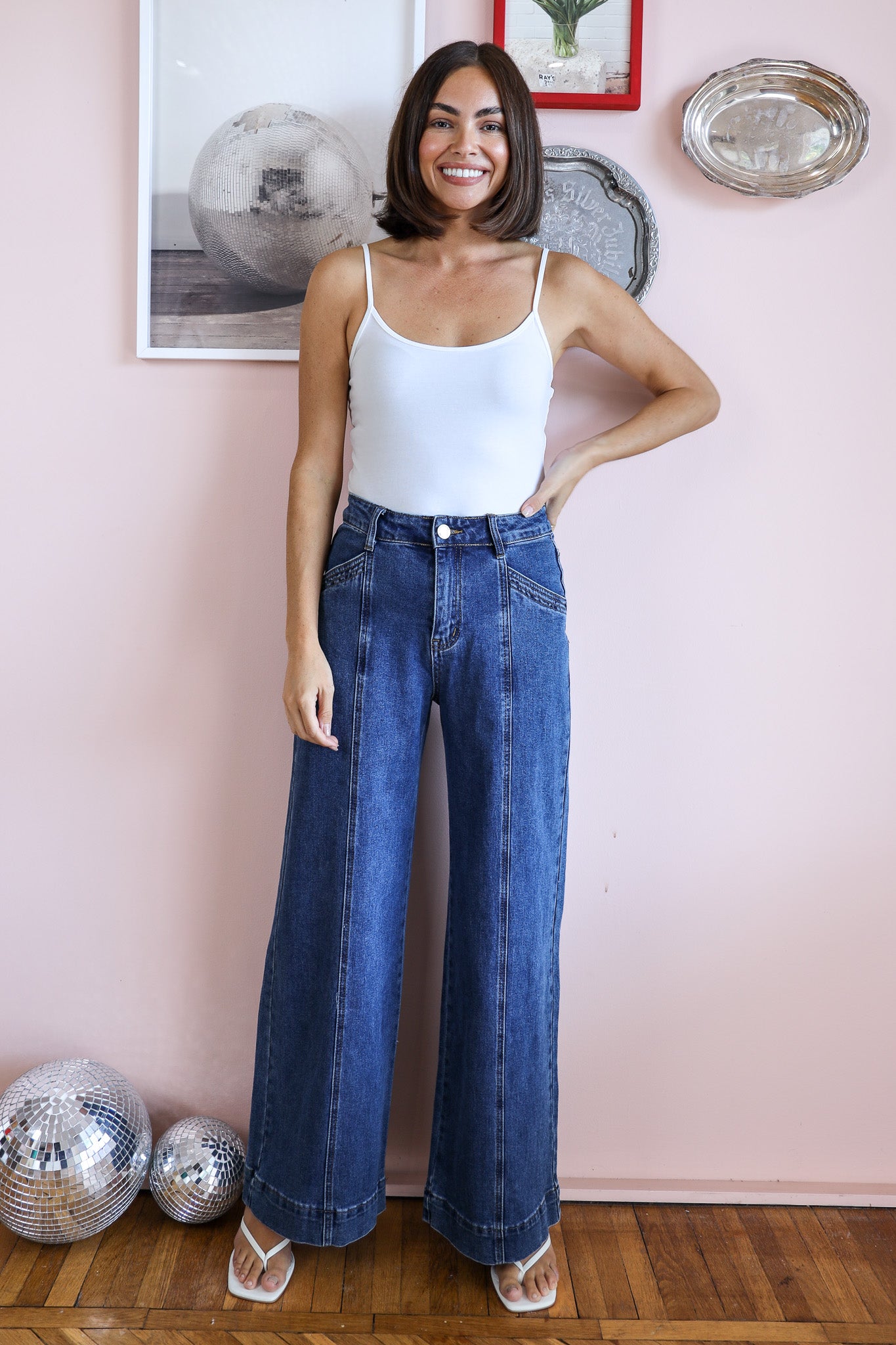 GOOD TIME JEAN IN MID INDIGO WASH