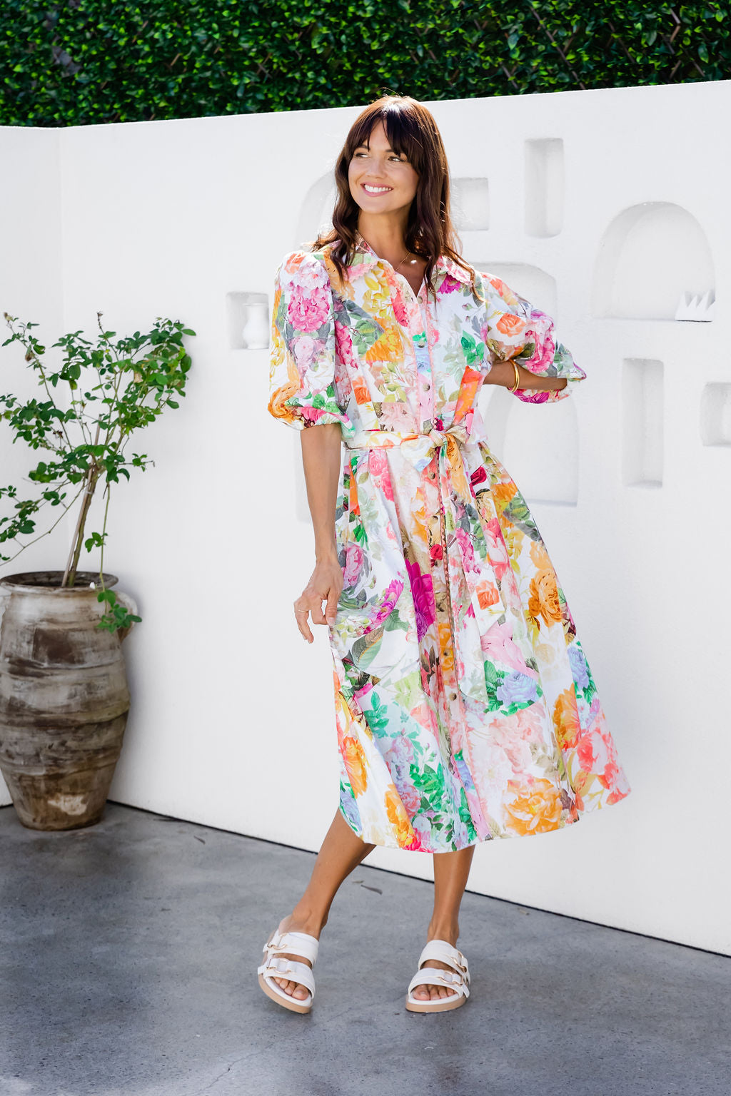 INDI MIDI DRESS - LINEN SHORT SLEEVE MIDI DRESS IN FLORAL