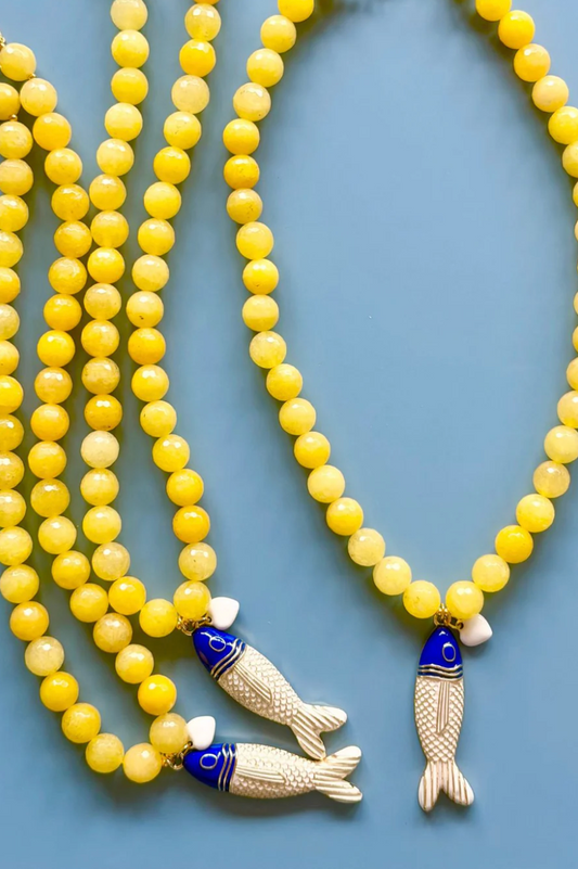 YELLOW JADE SWIMMER NECKLACE