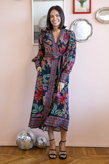 SERENADE MIDI DRESS IN BLACK FLORAL